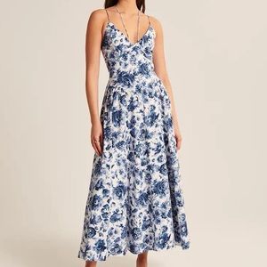 Abercrombie floral beautiful dress, BNWT, size small